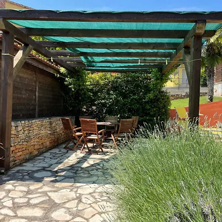Walled / Gated Stone Villa In Own Grounds With Swimming Pool And Large Garden. *